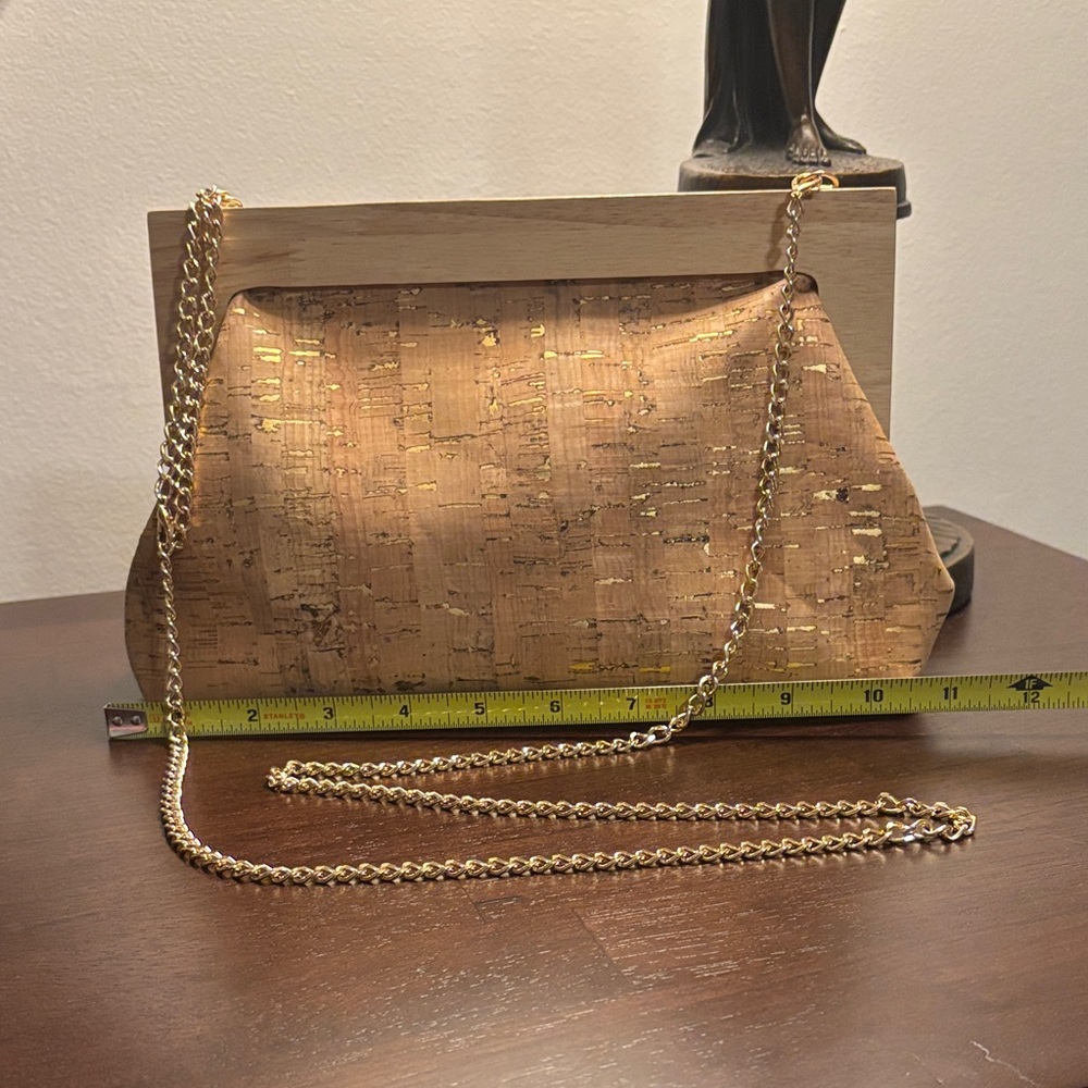 NWOT cork w gold flecks Gold Chain Clutch/shoulder/crossbody Lilly Pulitzer look